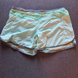 Lululemon size 6 shorts